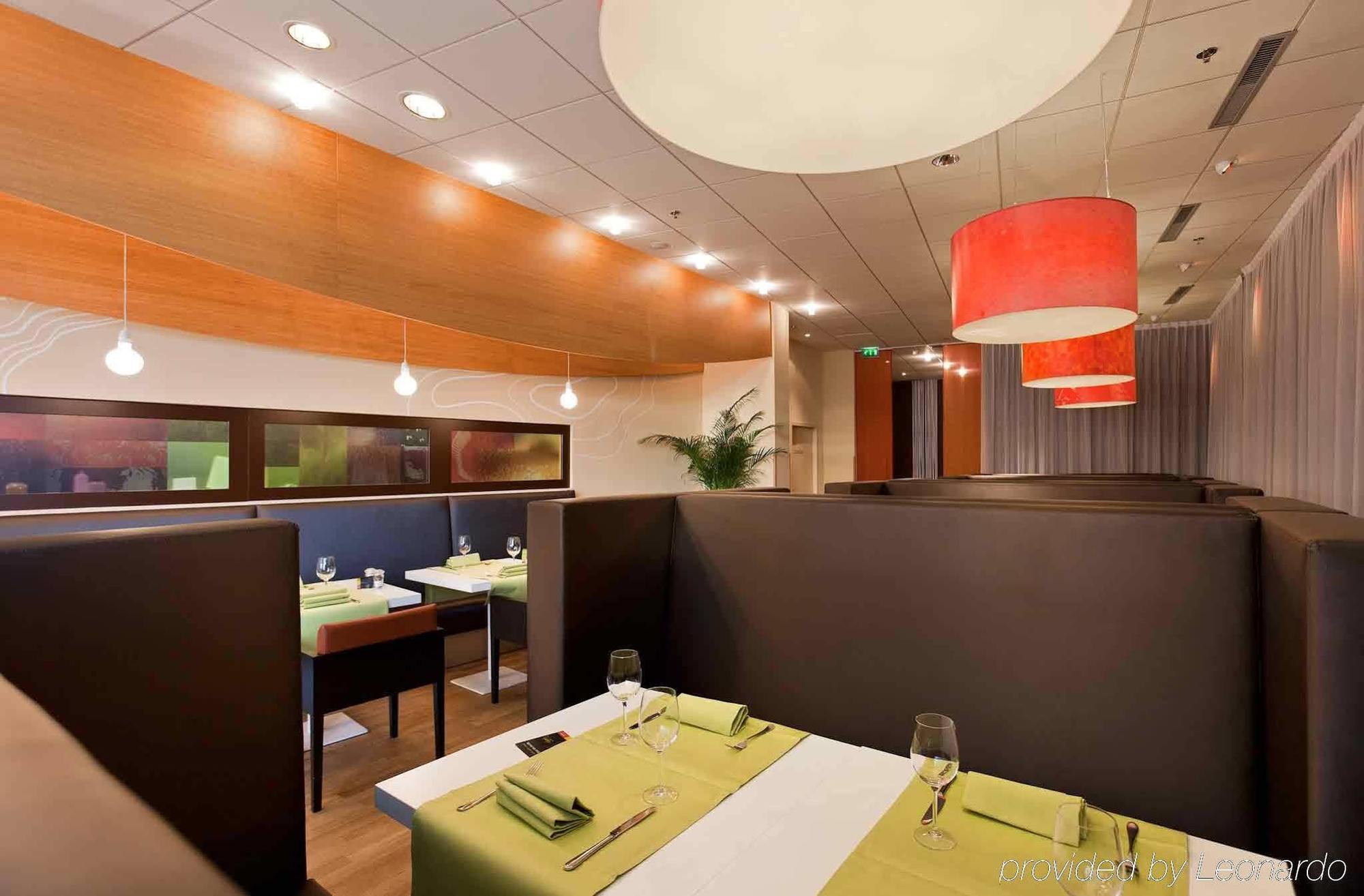 Ibis Styles Saint Julien En Genevois Vitam Neydens Restoran gambar