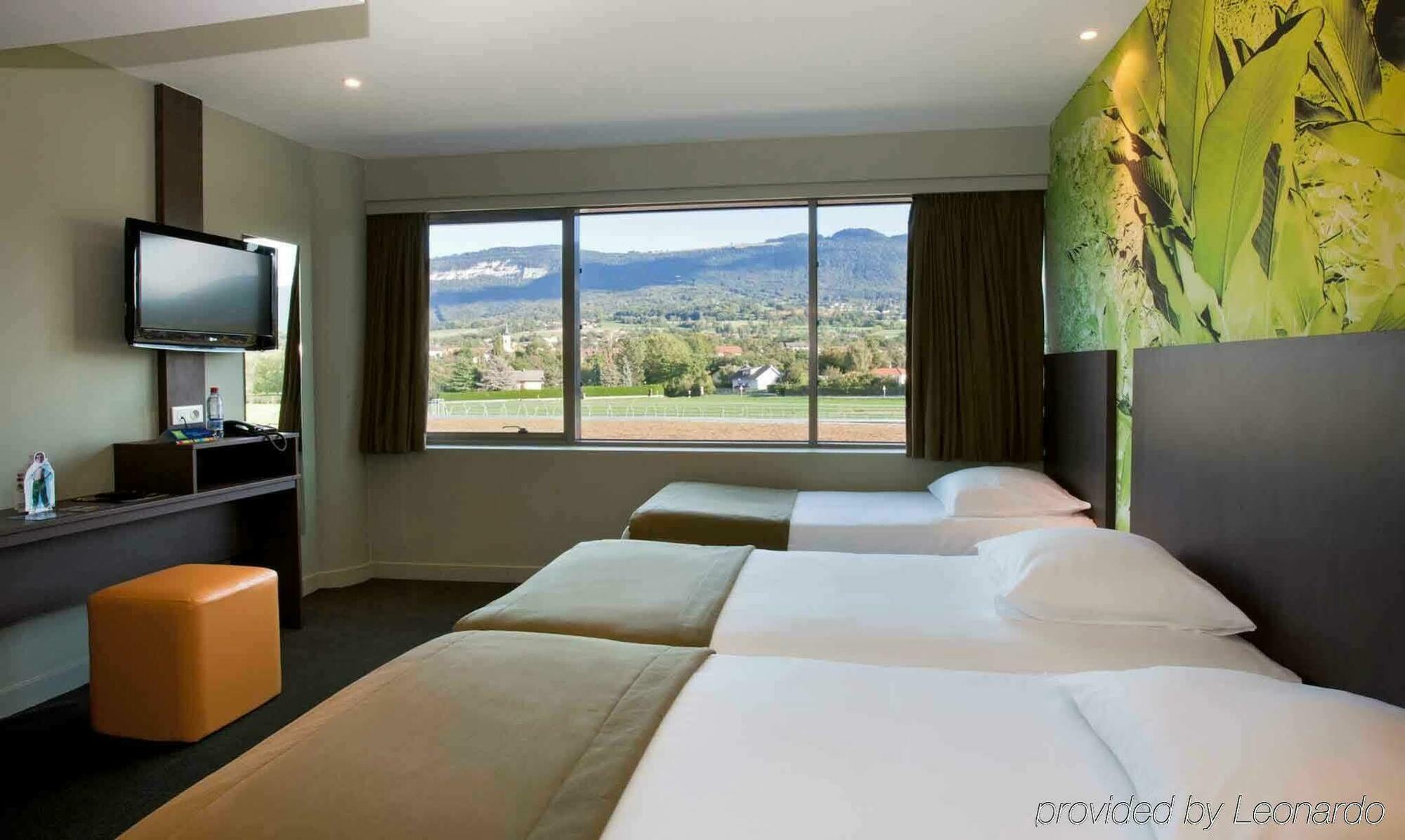 Ibis Styles Saint Julien En Genevois Vitam Neydens Bilik gambar